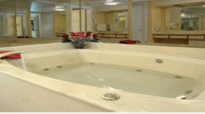 Laurel Pointe Resort